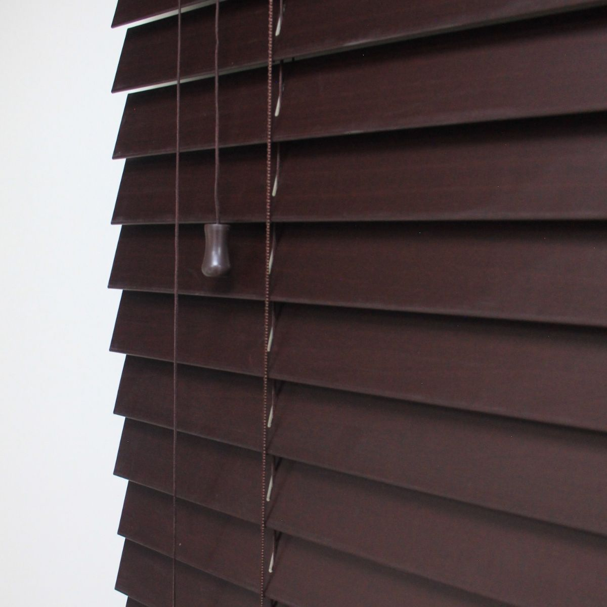 Persiana Imitación Madera 50 MM 180X165 Cm Caoba Texturado - Imagen 3